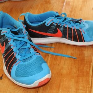 Nice Nike Flex Men's Sneakers Size 10
